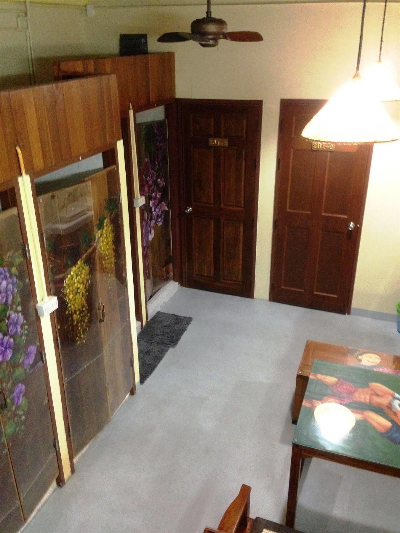 Baan Bovorn Hostel Μπανγκόκ Εξωτερικό φωτογραφία